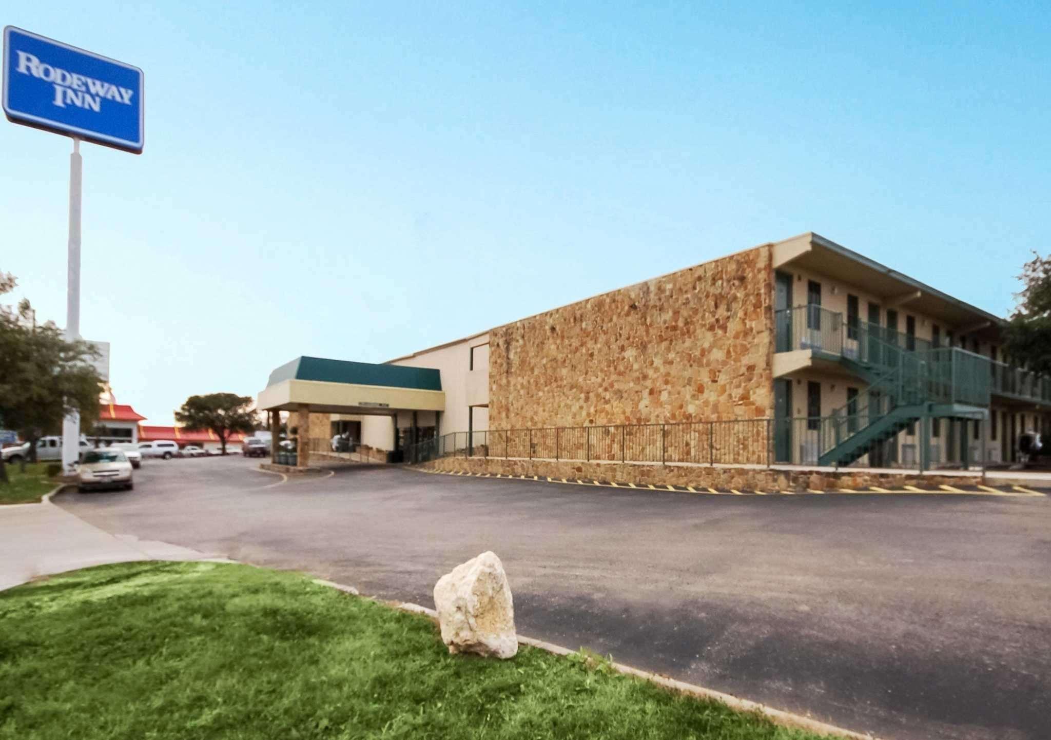 Rodeway Inn New Braunfels Eksteriør bilde